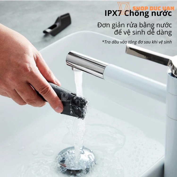 Tông Đơ Cắt Tỉa Lông Toàn Thân Panasonic ER-GK20 Cạo Được Khô và Ướt, Dùng Trong Nhà Tắm, Chạy Bằng Pin, Dành Cho Nam Giới